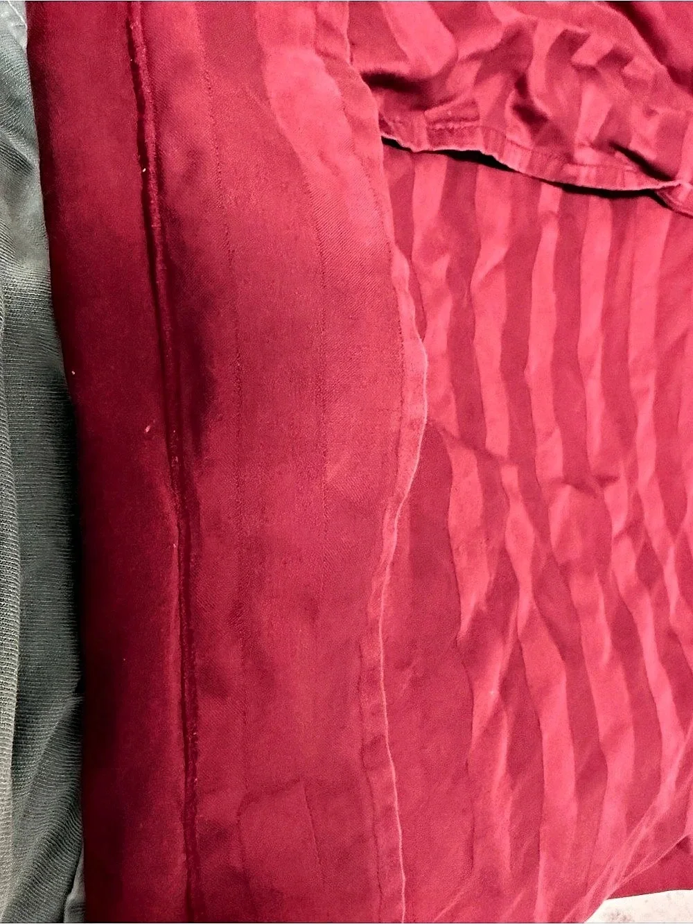 The Company Store burgundy pillowcases size standard